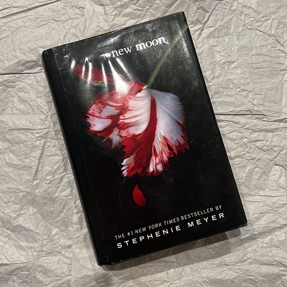 Eclipse + New Moon | Hardcover Books by Stephenie Meyer - Picture 3 of 7